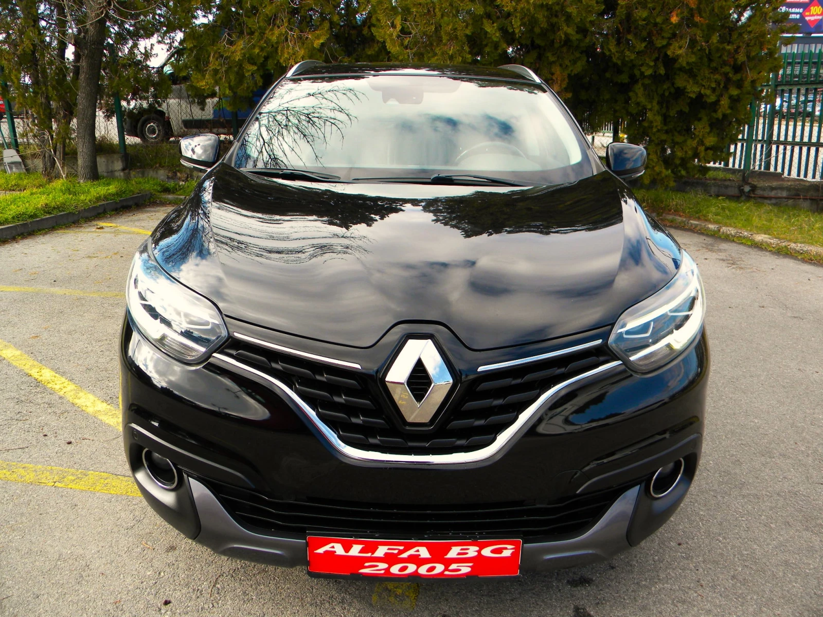 Renault Kadjar 80000km* 1.2TCE BOSE-6ck* KATO НОВ* EURO6B - изображение 2