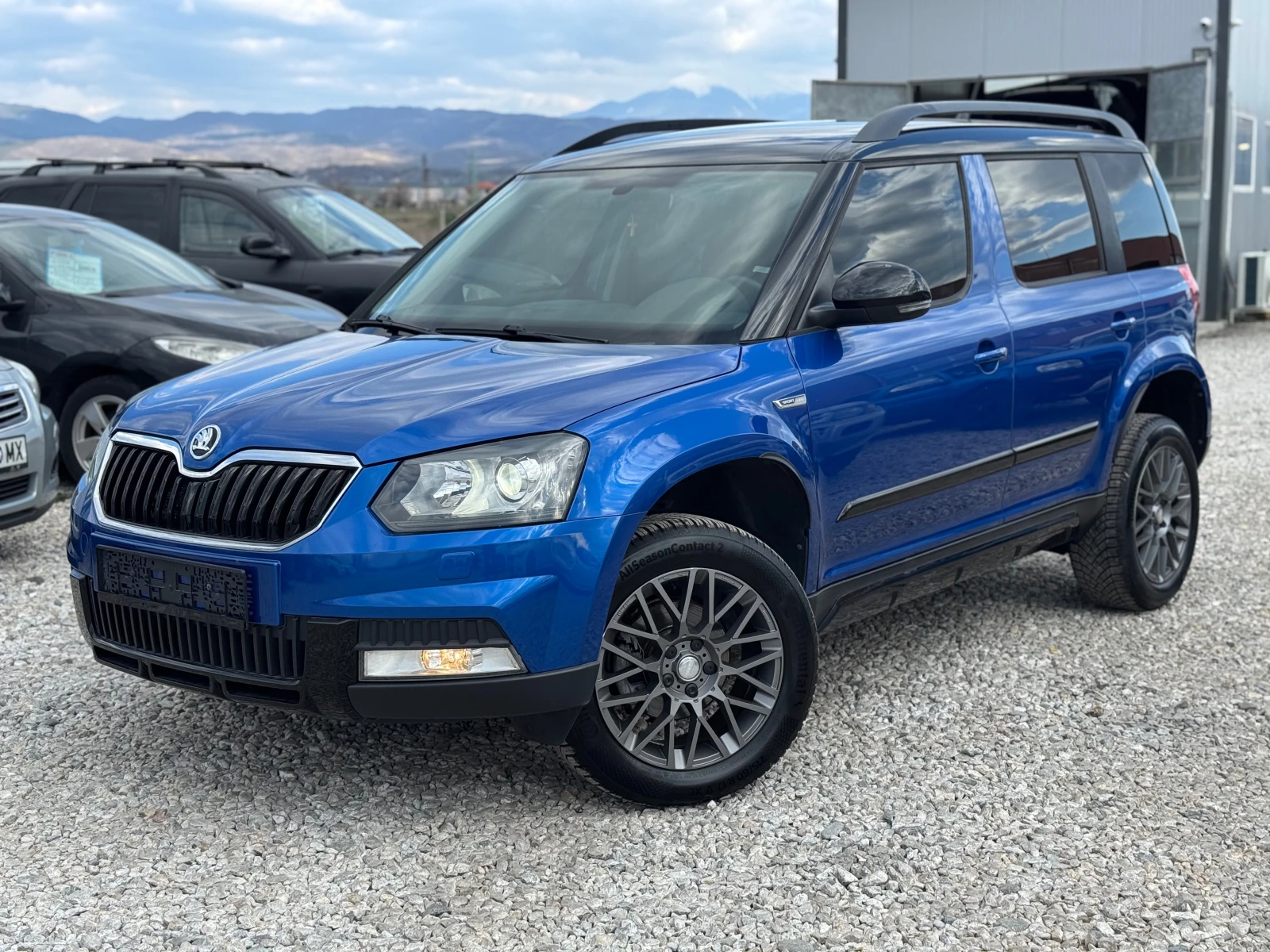 Skoda Yeti 2.0TDI, снимка 2 - Автомобили и джипове - 53991934