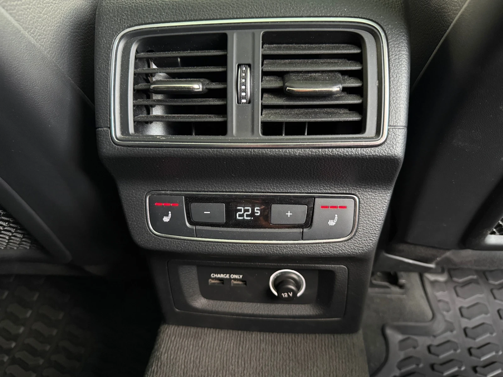 Audi Q5 FULL* 360* DIGITAL* B&O* , снимка 14 - Автомобили и джипове - 55108368