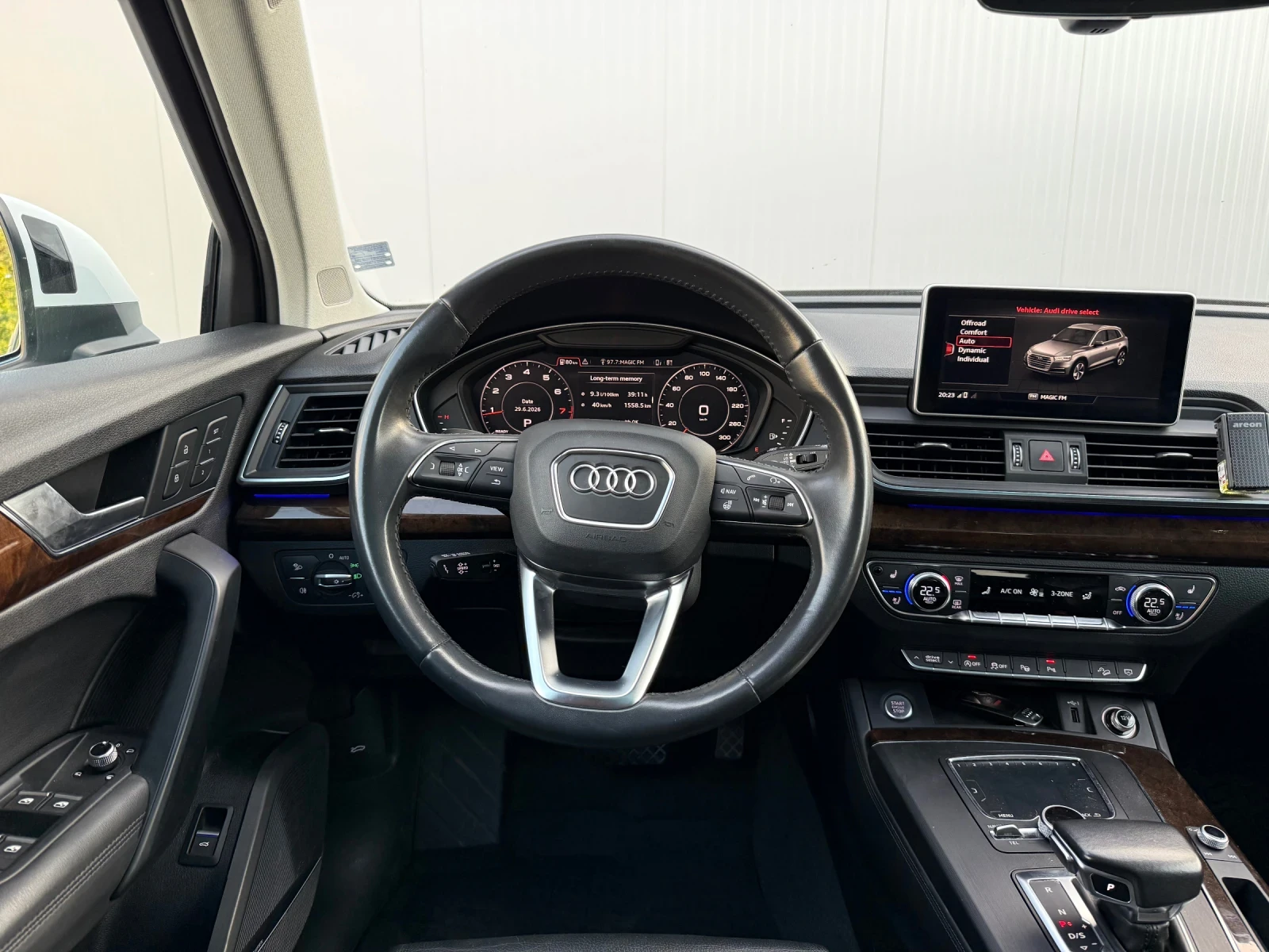 Audi Q5 FULL* 360* DIGITAL* B&O* , снимка 7 - Автомобили и джипове - 55108368