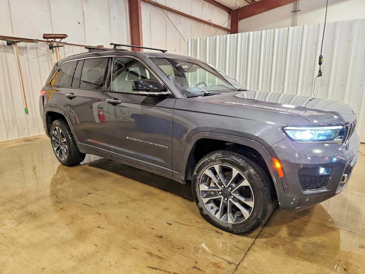 Jeep Grand cherokee 3.6l Overland, снимка 4 - Автомобили и джипове - 55566943