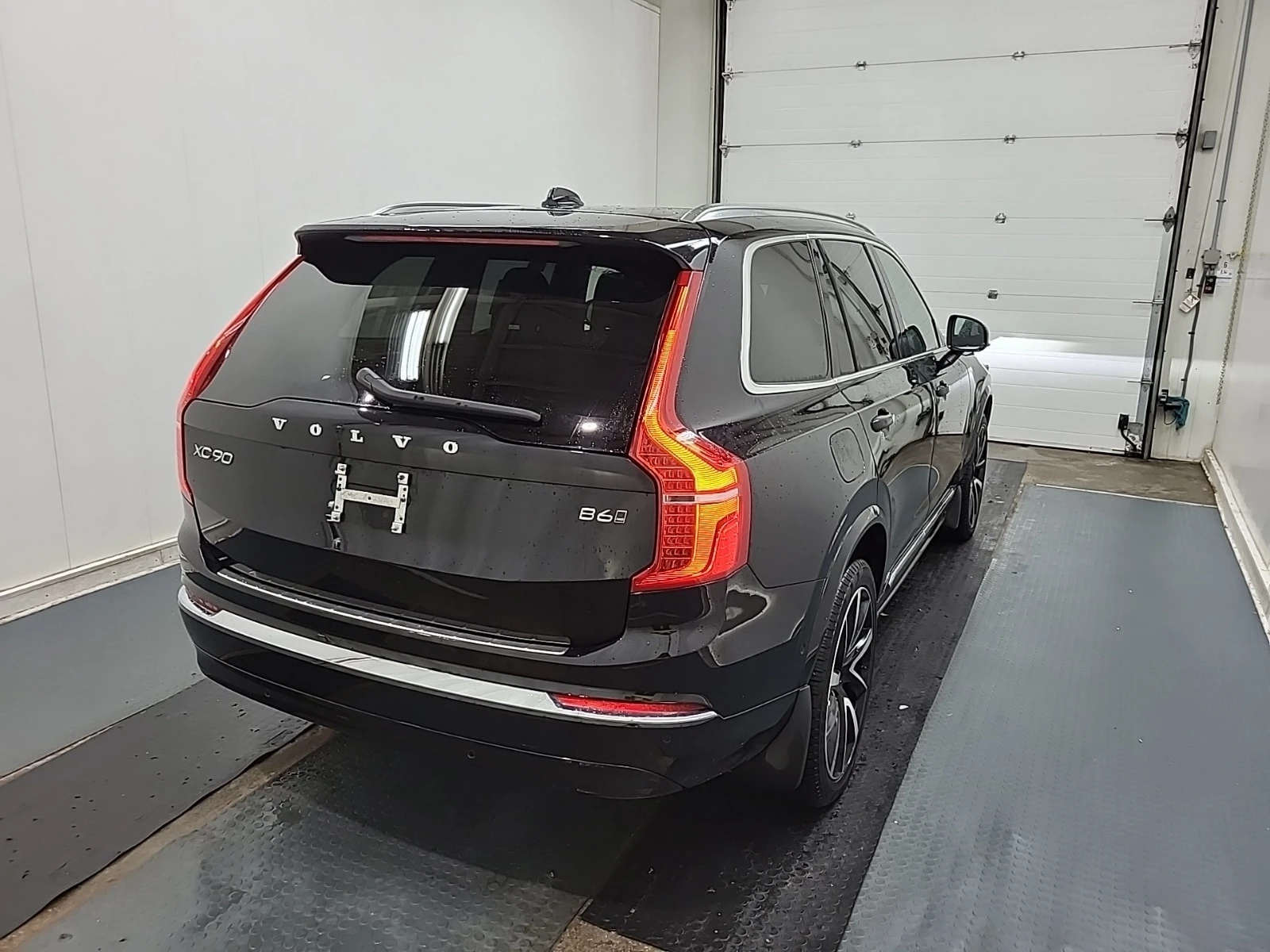 Volvo Xc90  PLUS BRIGHT THEME / DIS / 360 / PANO, снимка 3 - Автомобили и джипове - 55999289