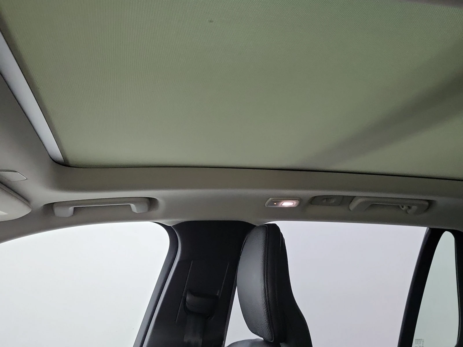 Volvo Xc90  PLUS BRIGHT THEME / DIS / 360 / PANO, снимка 14 - Автомобили и джипове - 55999289