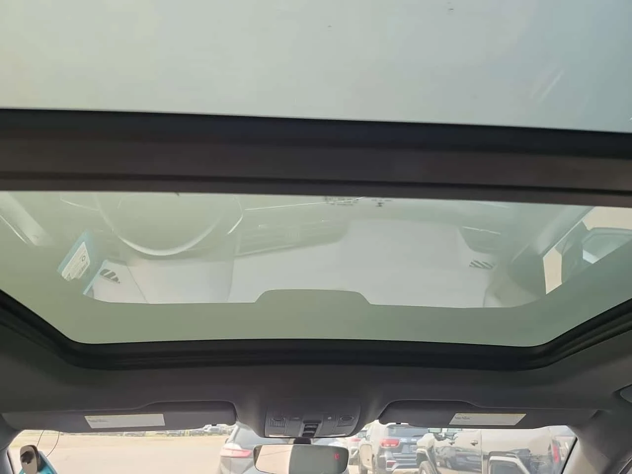 Audi Q3 * PROGRESSIV * CARFAX * БЕЗ ПЪРВОНАЧАЛНА ВНОСКА, снимка 12 - Автомобили и джипове - 56277523