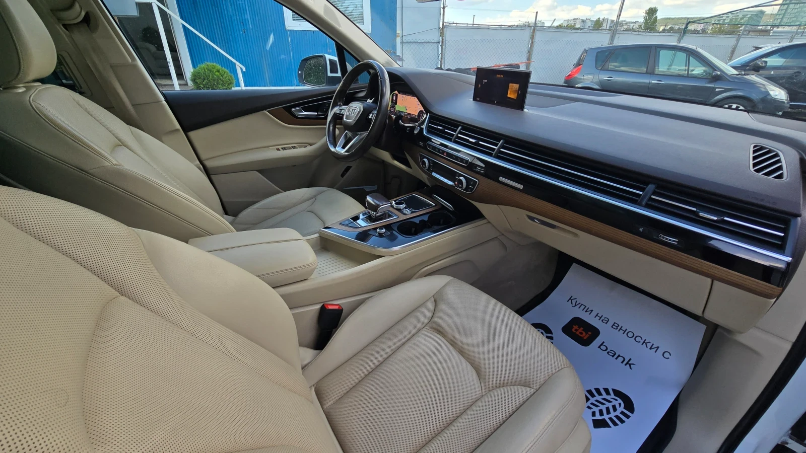 Audi Q7 S line* FULL* 7 места* , снимка 17 - Автомобили и джипове - 56321617