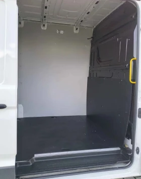 VW Crafter 2.0TDI Автоматик, снимка 7