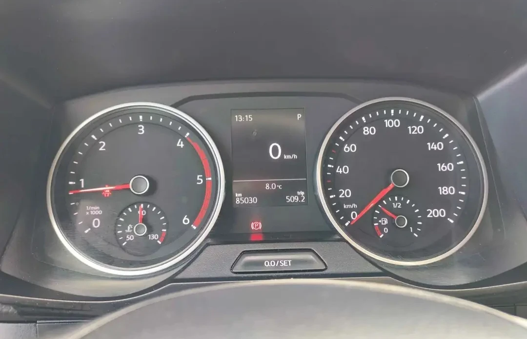VW Crafter 2.0TDI Автоматик, снимка 11 - Бусове и автобуси - 54416870