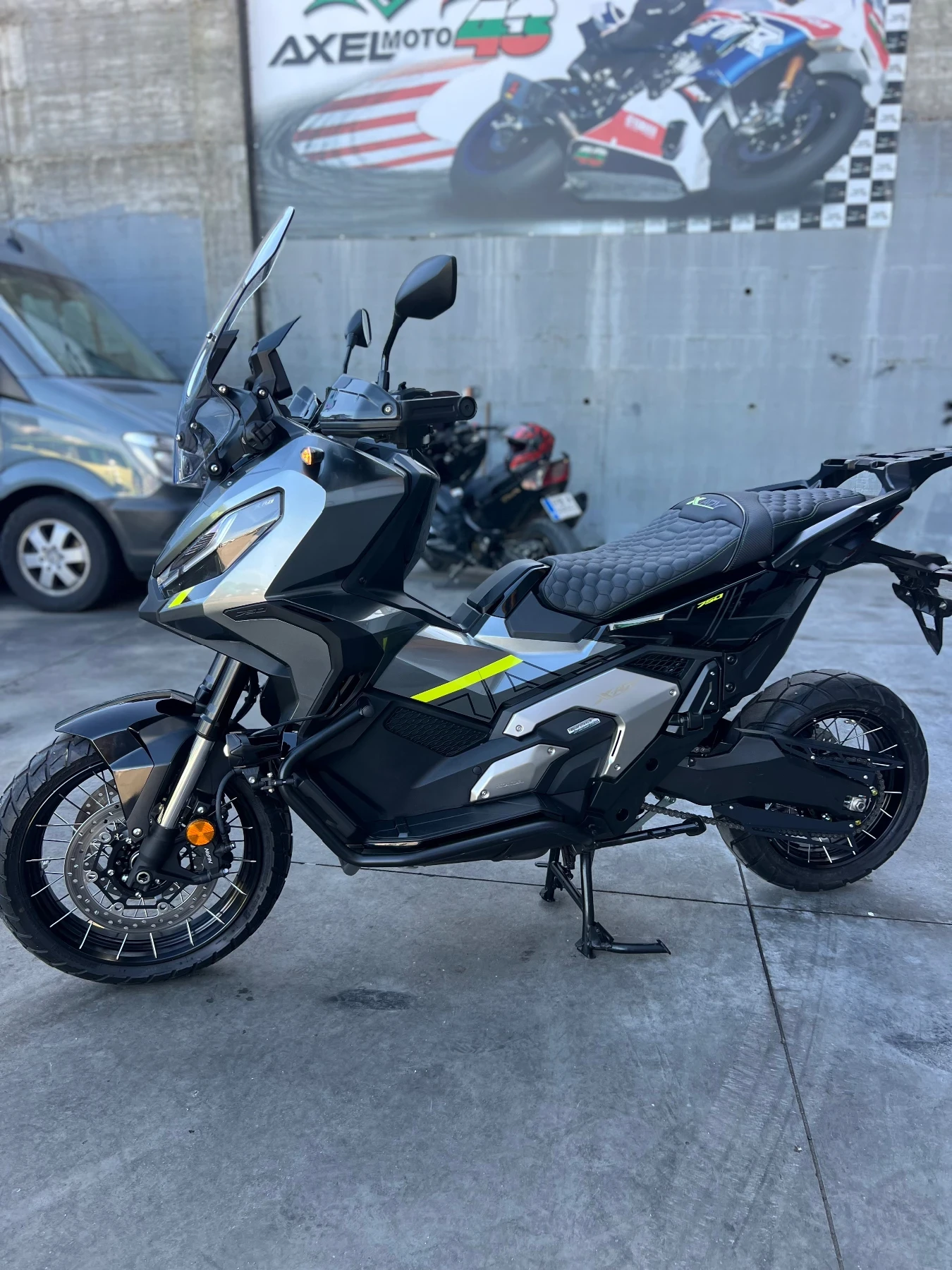 Honda X-ADV SPECIAL EDITION - изображение 6