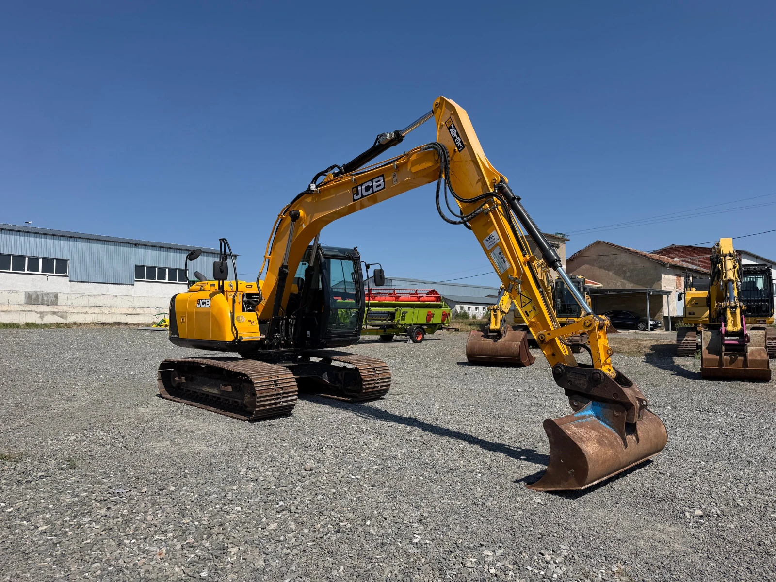 Багер JCB JS 131 LC PLUS С ДВЕ КОФИ ЛИЗИНГ
