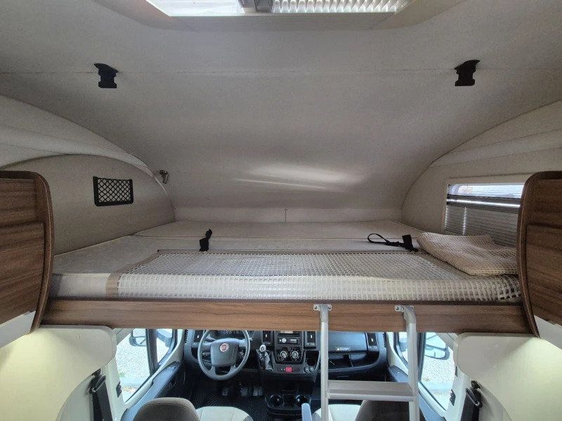 Кемпер Pilote C700 Essentiel 6 места!, снимка 6 - Каравани и кемпери - 52503355