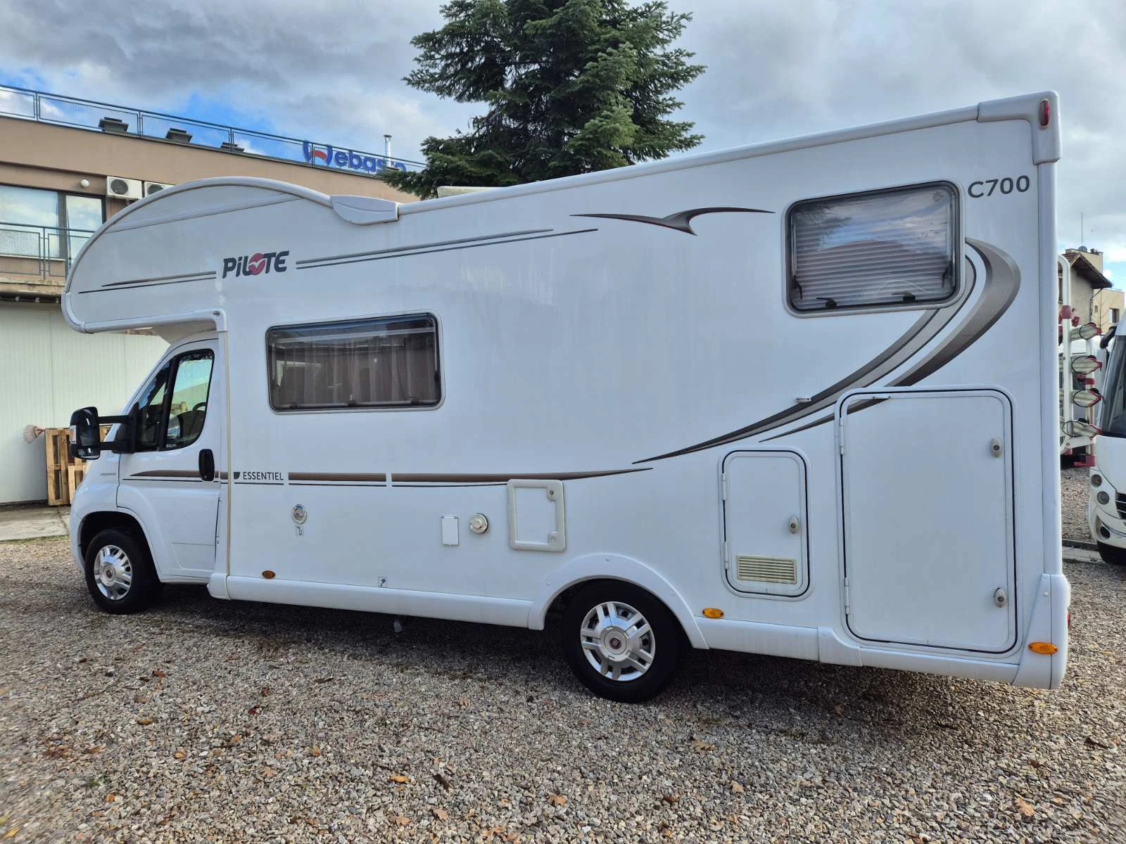  Pilote C700 Essentiel 6 ! | Mobile.bg   4