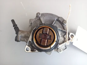 Вакуум помпа Ситроен Ц3 1.4Б (пежо)
