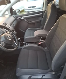 VW Touran 1.6 tdi, снимка 4
