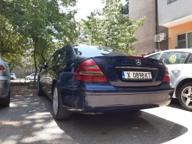 Mercedes-Benz E 220, снимка 9