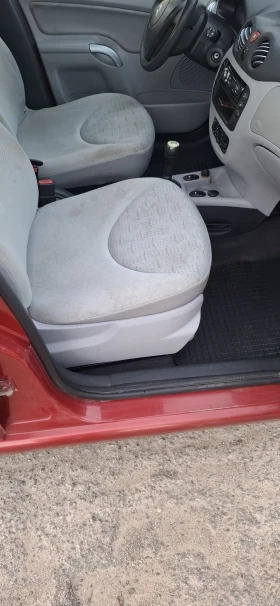 Citroen C3 - 1000 € / 1955.83 лв. - 14296043 12