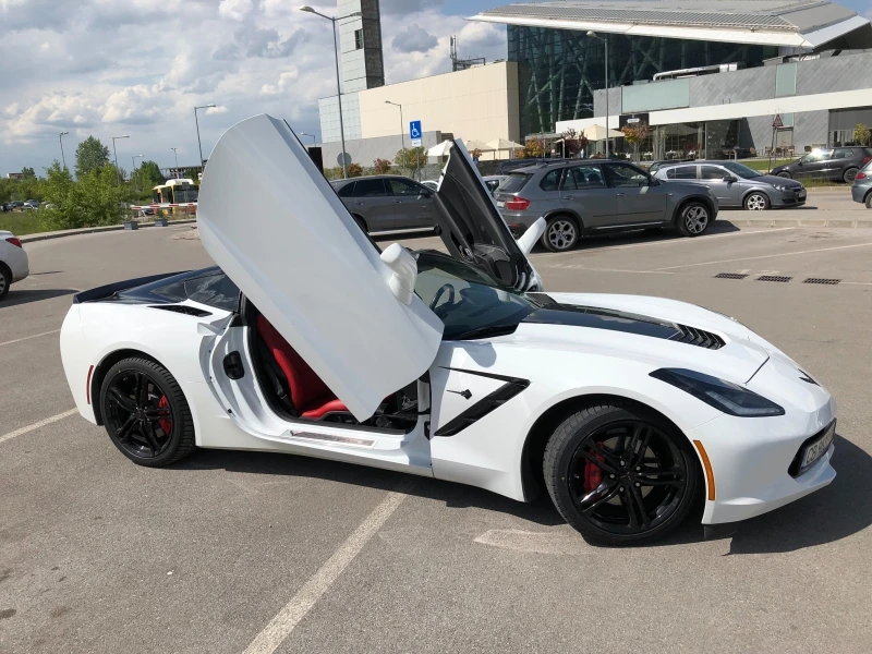 Chevrolet Corvette C7, снимка 1 - Автомобили и джипове - 37961814