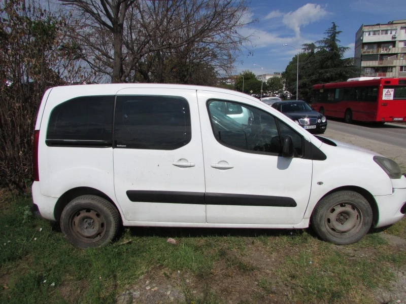 Citroen Berlingo 1.6HDI 10JBBU, снимка 5 - Автомобили и джипове - 41814054