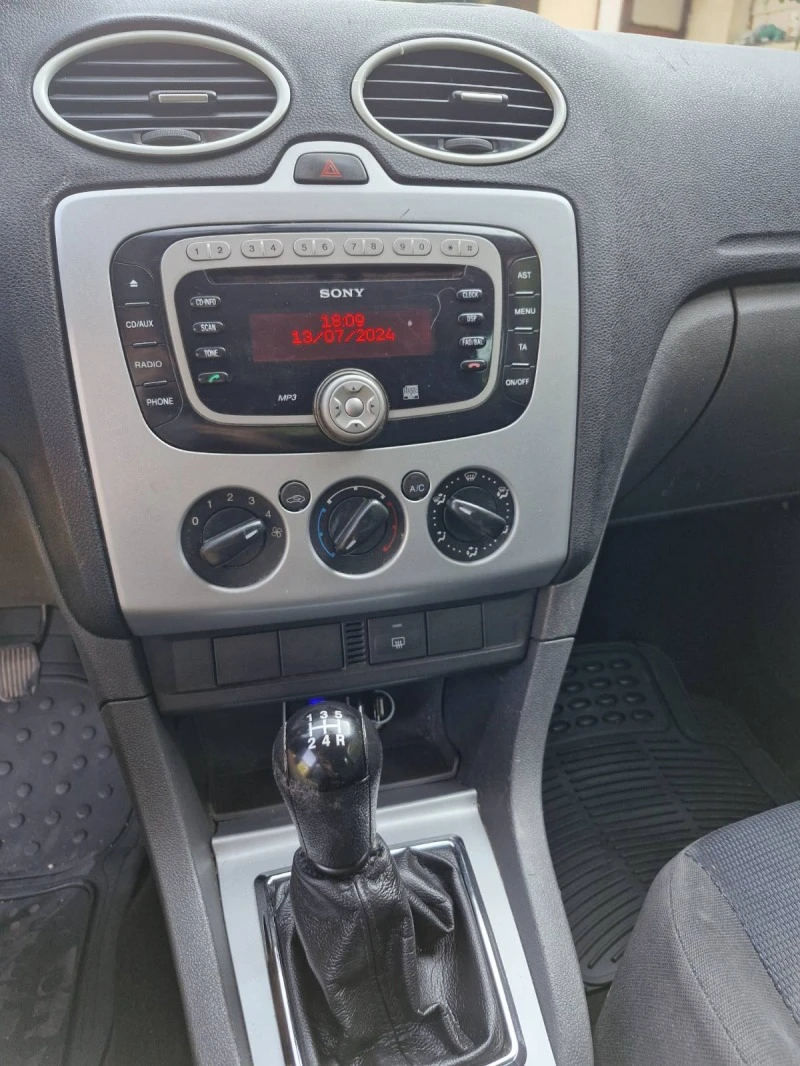 Ford Focus, снимка 12 - Автомобили и джипове - 49581135