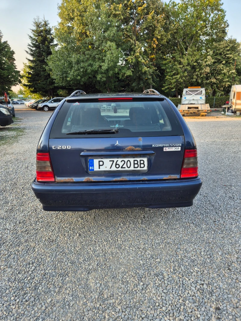 Mercedes-Benz C 200 Compresor, снимка 7 - Автомобили и джипове - 47885393