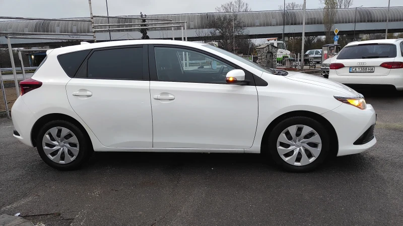 Toyota Auris AURIS 1.4/101 КС BENZIN , снимка 4 - Автомобили и джипове - 47966538