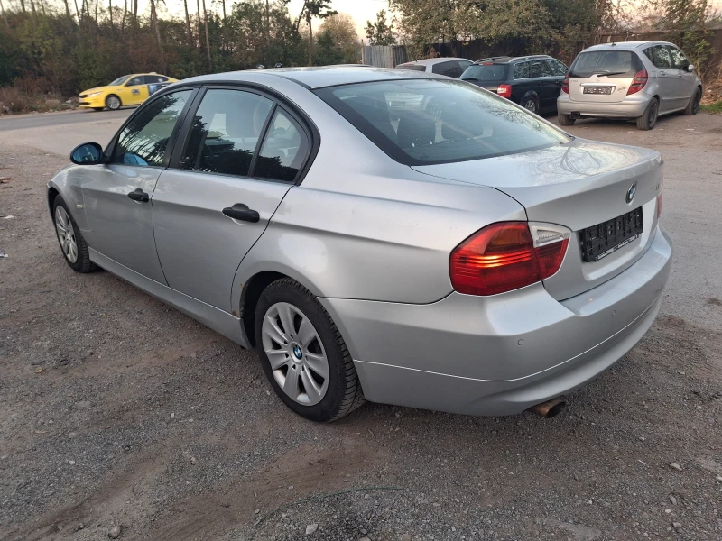 BMW 320, снимка 9 - Автомобили и джипове - 48266972