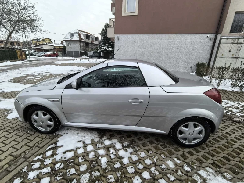 Opel Tigra  Климатроник , снимка 8 - Автомобили и джипове - 48678216