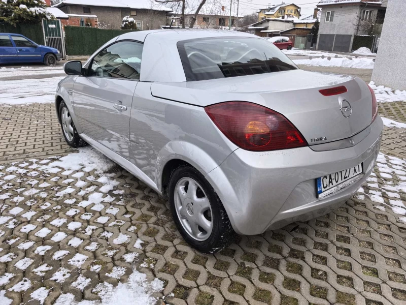 Opel Tigra  Климатроник , снимка 7 - Автомобили и джипове - 48678216