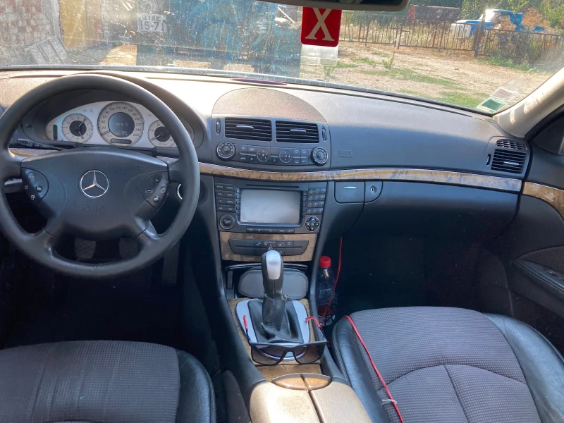 Mercedes-Benz E 270, снимка 3 - Автомобили и джипове - 49067448