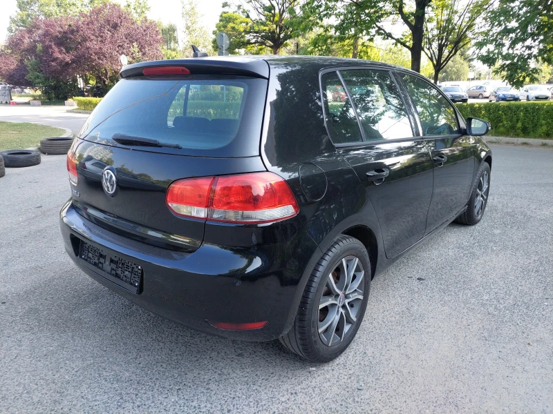 VW Golf 1, 4i 80ps СТАРИЯ МОТОР!!!, снимка 4 - Автомобили и джипове - 50746158