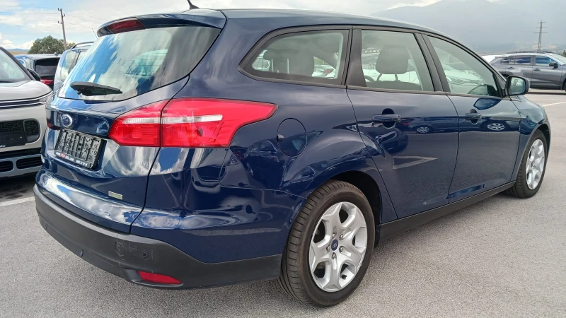 Ford Focus 1.0 TURBO, снимка 4 - Автомобили и джипове - 51555136