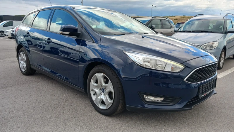 Ford Focus 1.0 TURBO, снимка 3 - Автомобили и джипове - 51555136
