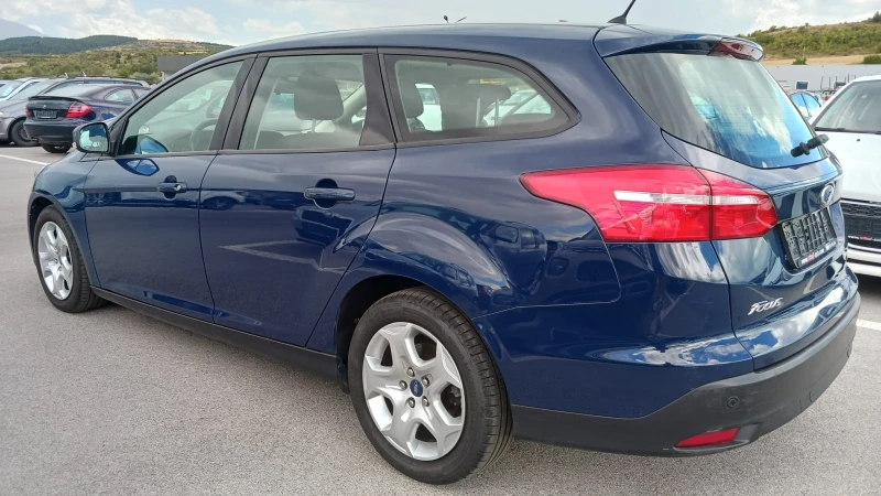 Ford Focus 1.0 TURBO, снимка 6 - Автомобили и джипове - 51555136