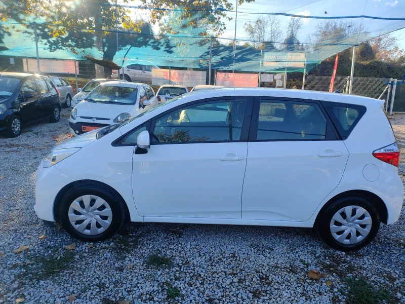 Toyota Verso S 1.3i, снимка 4 - Автомобили и джипове - 52168542
