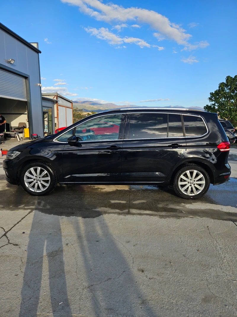 VW Touran 190ps, снимка 5 - Автомобили и джипове - 52636126