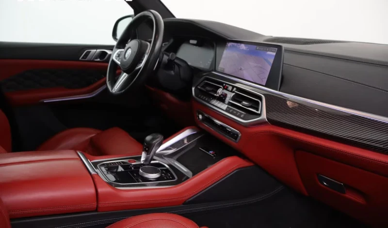 BMW X5M COMPETITION/625HP/CARBON/PANO/360/HUD/TV/H&K/679g, снимка 13 - Автомобили и джипове - 52851111