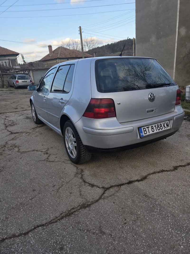 VW Golf, снимка 3 - Автомобили и джипове - 52944353