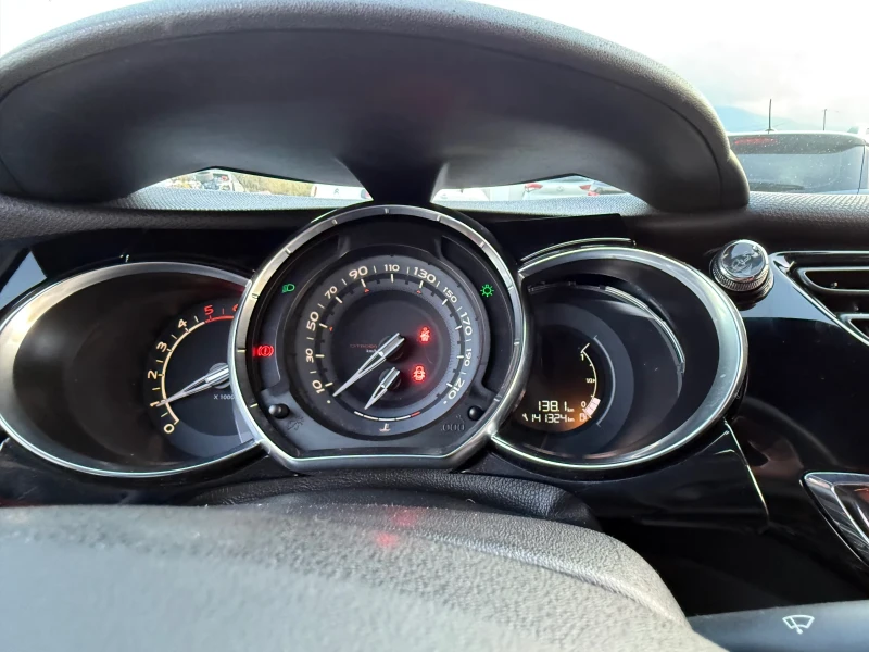 Citroen DS3 1.6HDI, снимка 14 - Автомобили и джипове - 53067139