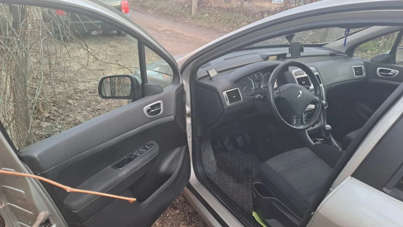 Peugeot 307, снимка 5 - Автомобили и джипове - 53297354