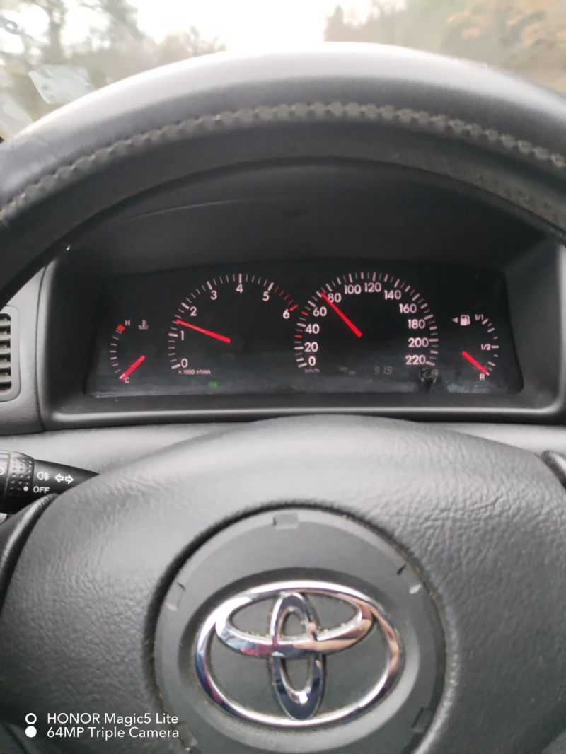 Toyota Corolla, снимка 12 - Автомобили и джипове - 53440087