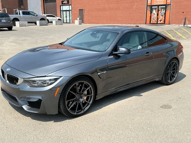 BMW M4 / Coupe / RWD / CARFAX / ФИКСИРАНА ЦЕНА ДО БГ, снимка 2 - Автомобили и джипове - 53298861