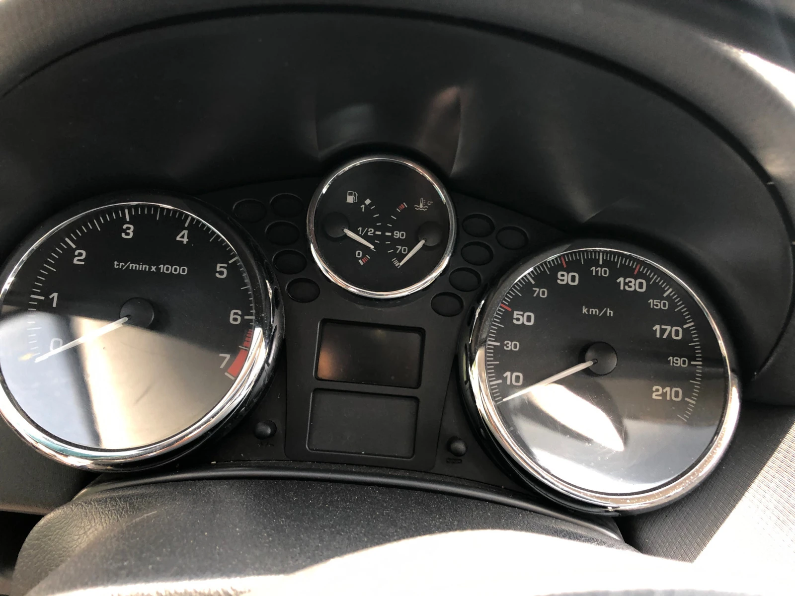 Peugeot 207 1.4 tdi, 1.6 i | Mobile.bg   16