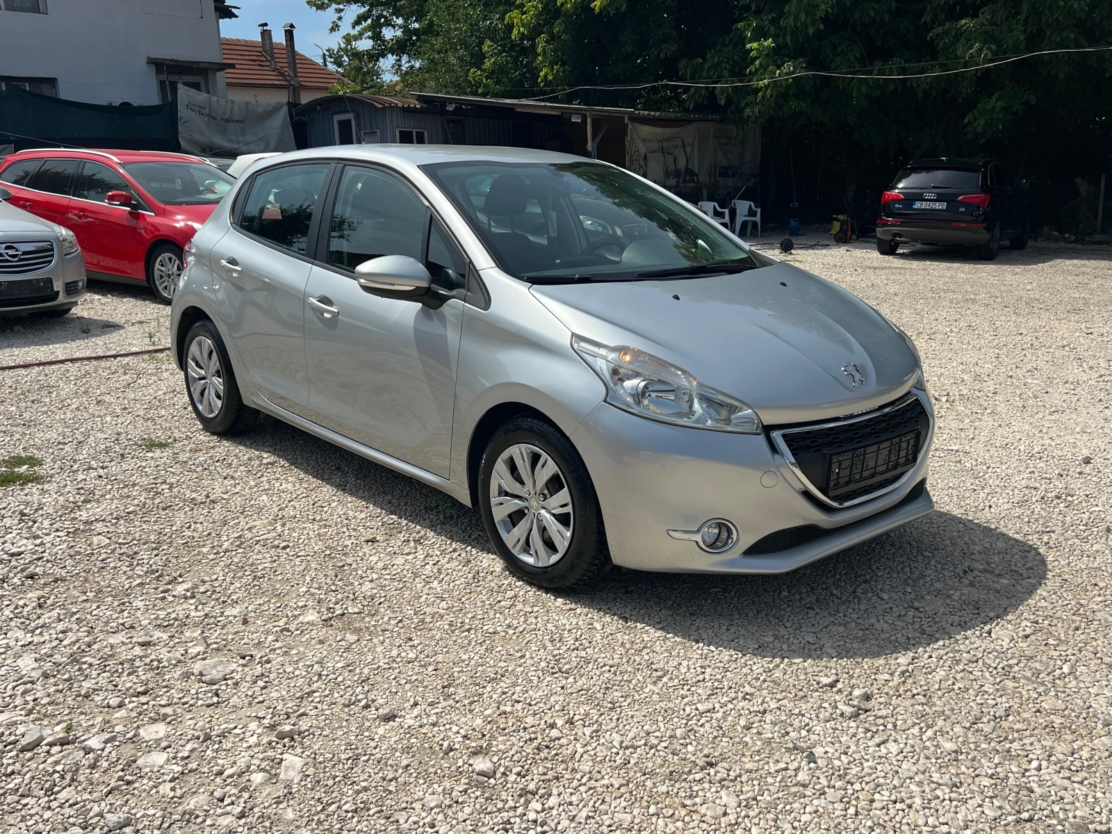 Peugeot 208 1.4 HDI - изображение 7