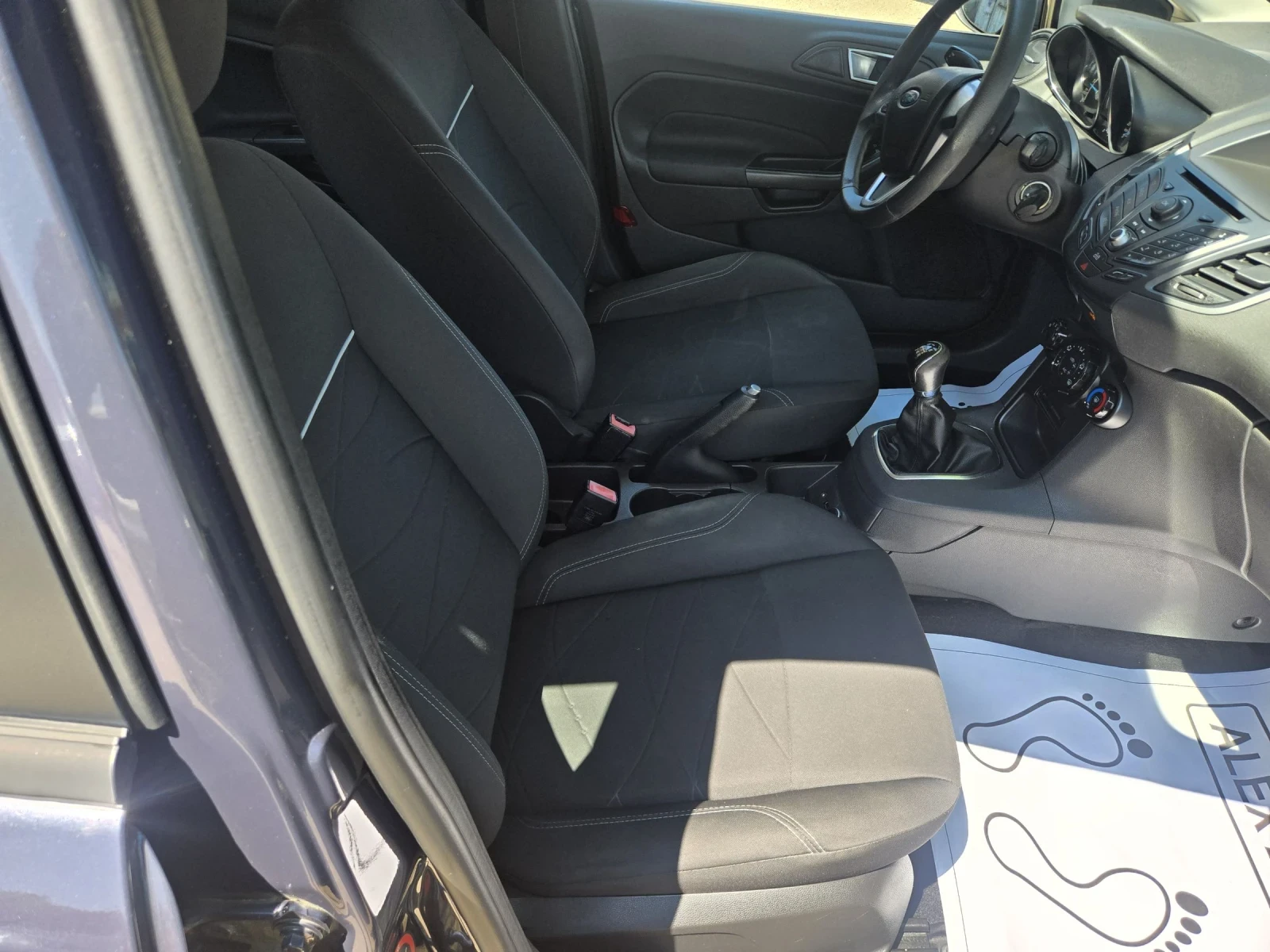 Ford Fiesta  - изображение 6