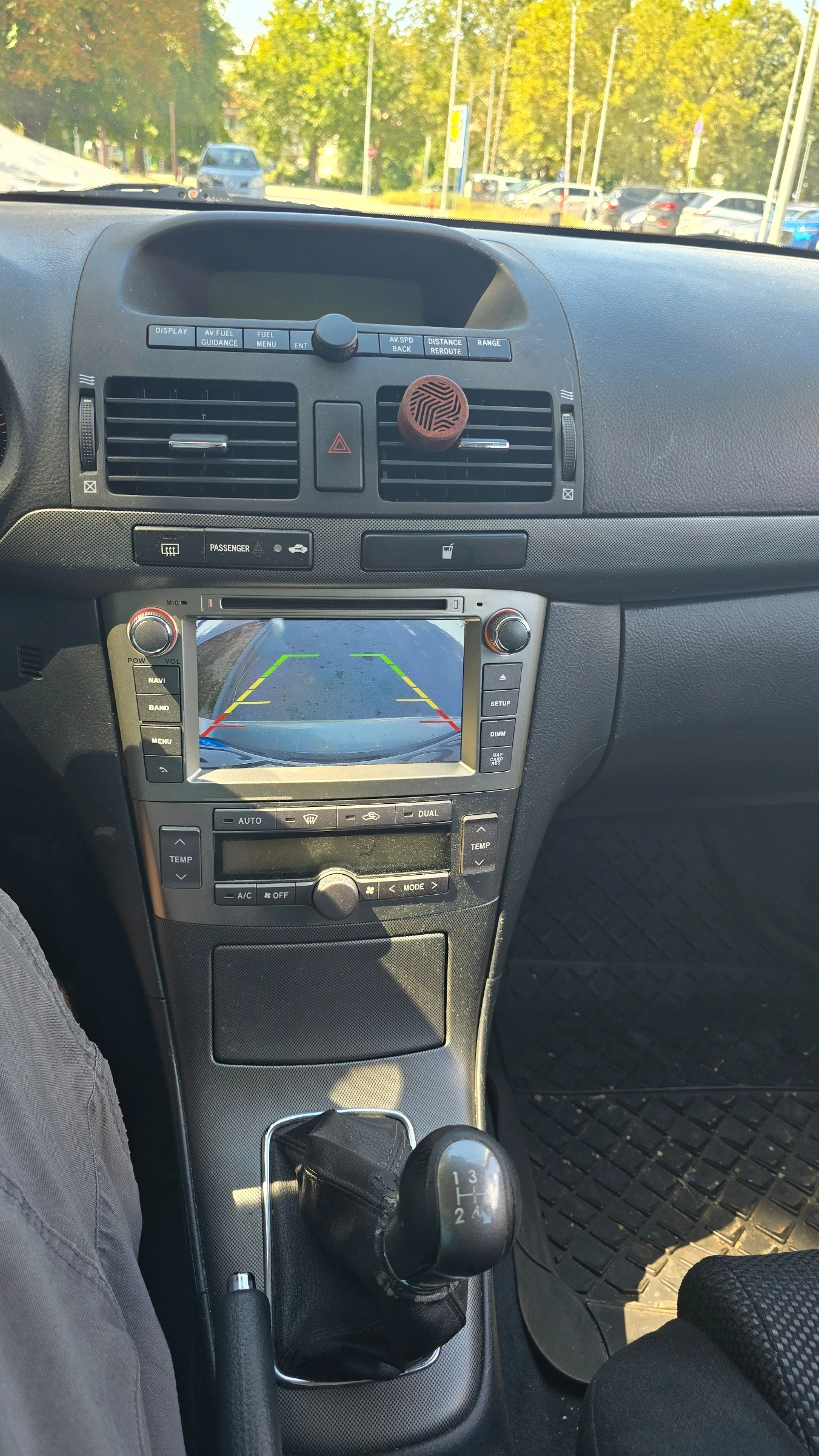 Toyota Avensis  - изображение 3