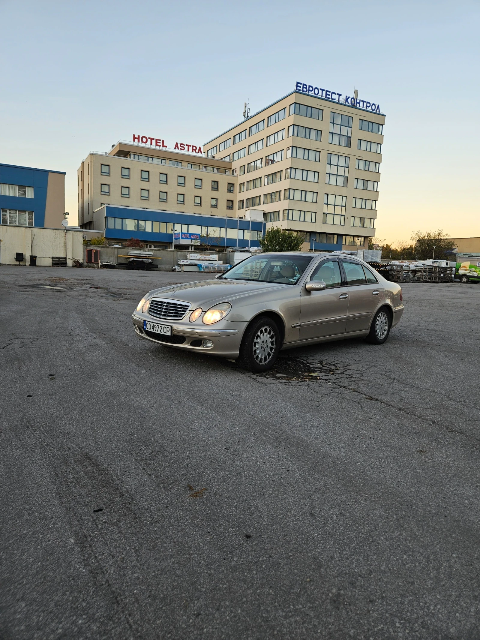 Mercedes-Benz E 270 | Mobile.bg — изображение 2