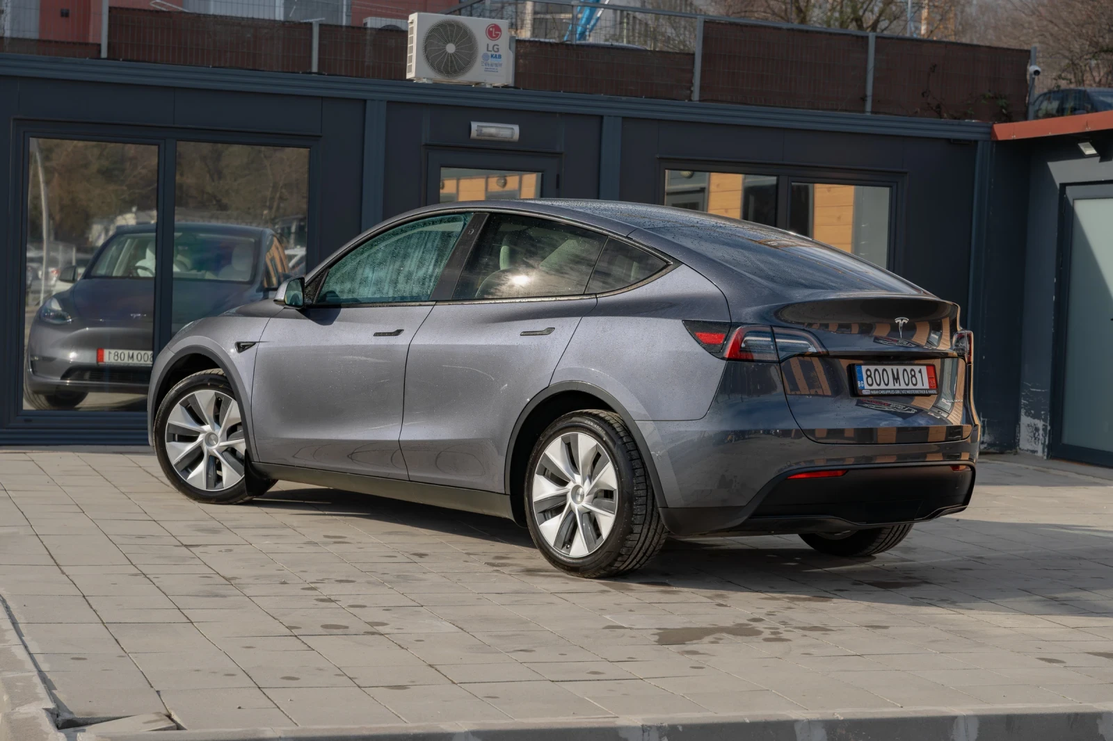 Tesla Model Y Dual motor Long range  | Mobile.bg � ����������� 3