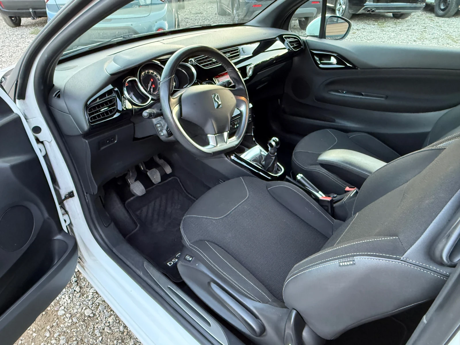 Citroen DS3 1.6HDI - изображение 9