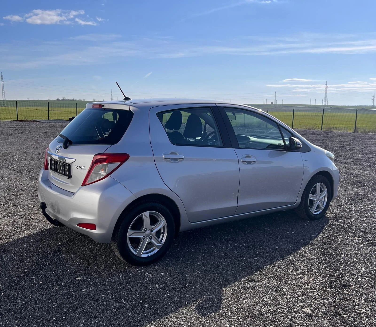 Toyota Yaris 1.3 vvt-i 99 ��.  | Mobile.bg � ����������� 3