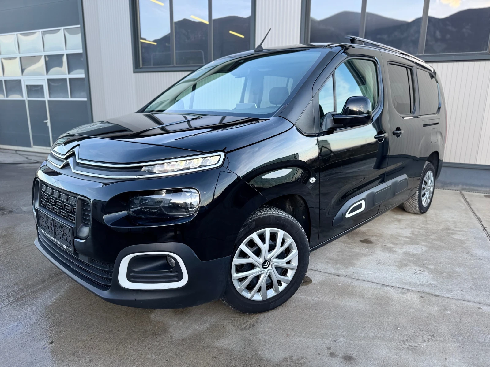 Citroen Berlingo MAXI 6+ 1 EVRO 6 - изображение 2