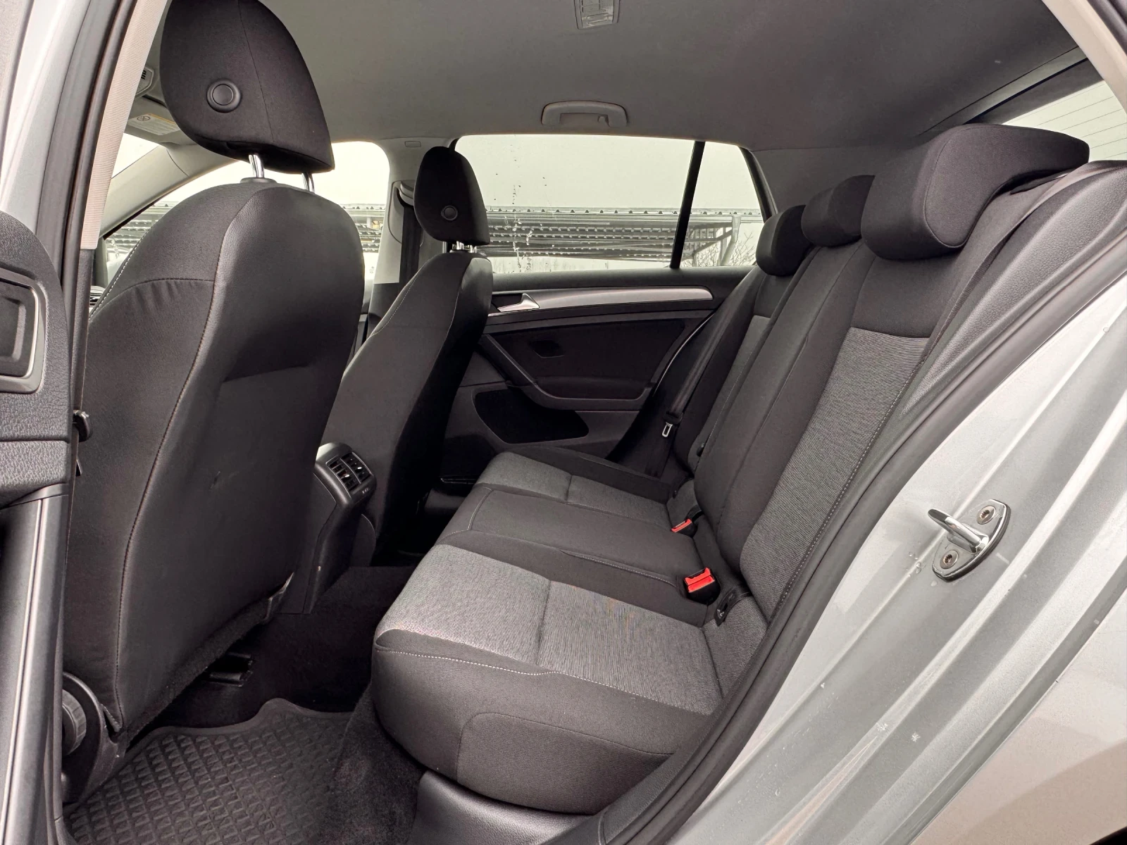 VW Golf 1.6TDI | Mobile.bg � ����������� 9